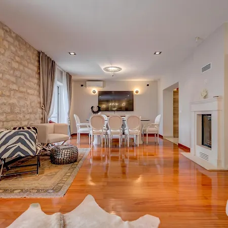 Amazing Seaview Luxury Split